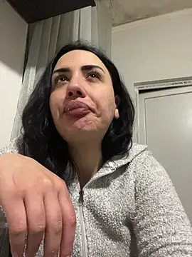 tesaa1212 online show from January 5, 5:27 pm