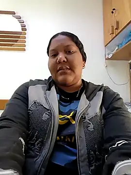 VaneandRossy online show from February 16, 12:15 pm