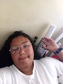 VaneandRossy online show from April 10, 2:24 pm