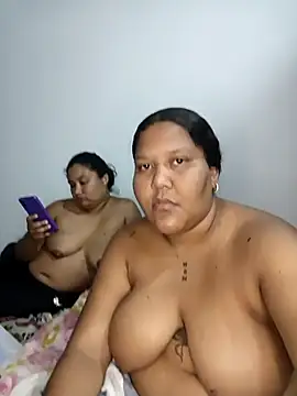 VaneandRossy online show from May 14, 12:46 pm