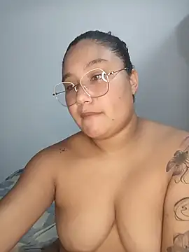 VaneandRossy online show from June 17, 1:49 am