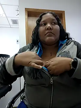 VaneandRossy online show from March 18, 11:05 pm