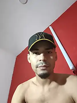 Snapshot of GranpollaHot chatting on December 4, 8:13 am GranpollaHot online show from December 4, 8:13 am