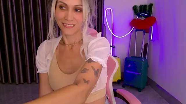 betty xoxoo online show from February 17, 1:30 pm