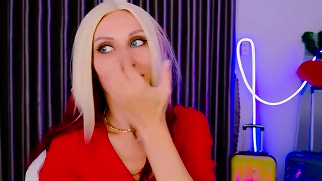 betty xoxoo online show from February 14, 10:59 am