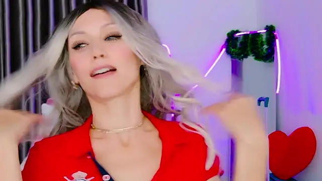 betty xoxoo online show from February 1, 11:52 am