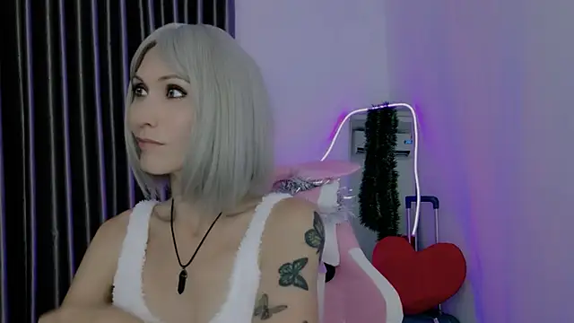 betty xoxoo online show from January 15, 10:29 am