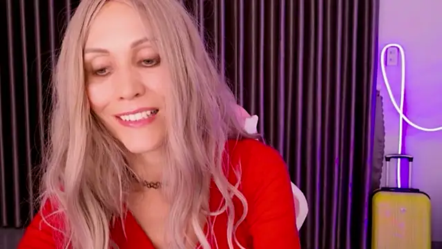 betty xoxoo online show from February 26, 11:32 am