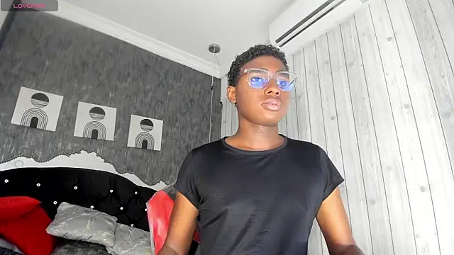 teylor lovee online show from March 6, 8:37 pm