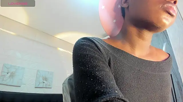 Snapshot of teylor_lovee chatting on February 7, 9:56 pm teylor lovee online show from February 7, 9:56 pm