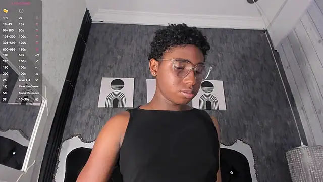 teylor lovee online show from April 22, 8:37 pm