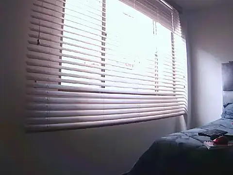 Fernanda andrew online show from March 28, 6:31 pm