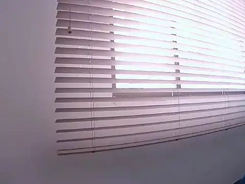 Fernanda andrew online show from March 11, 3:39 pm