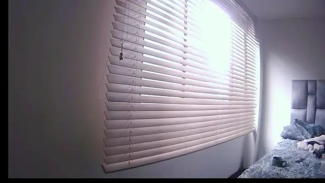 Fernanda andrew online show from February 18, 4:03 pm