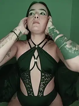 tiffanybrowm online show from February 11, 5:29 am