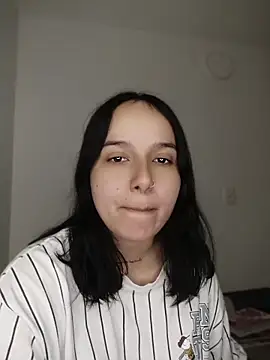 tiffanybrowm online show from April 5, 3:13 am