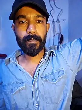 Snapshot of Bigkannan chatting on May 31, 7:25 pm Bigkannan online show from May 31, 7:25 pm