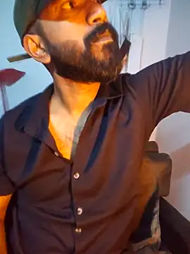 Snapshot of Bigkannan chatting on May 10, 7:16 pm Bigkannan online show from May 10, 7:16 pm