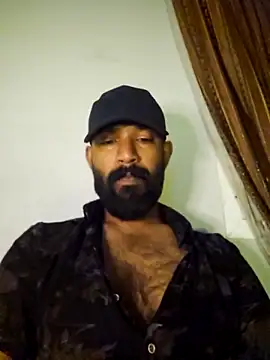 Snapshot of Bigkannan chatting on May 10, 4:05 am Bigkannan online show from May 10, 4:05 am
