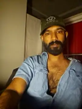 Snapshot of Bigkannan chatting on June 2, 7:36 pm Bigkannan online show from June 2, 7:36 pm