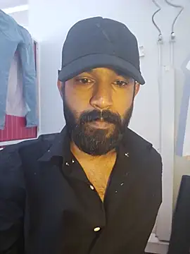 Snapshot of Bigkannan chatting on July 10, 8:47 am Bigkannan online show from July 10, 8:47 am