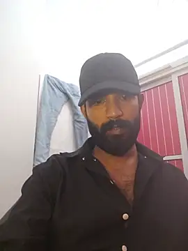 Snapshot of Bigkannan chatting on July 2, 9:37 am Bigkannan online show from July 2, 9:37 am