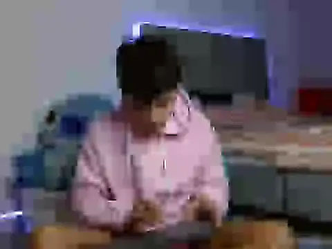 Snapshot of Sebas_Ross04 chatting on December 14, 6:52 am Sebas Ross04 online show from December 14, 6:52 am