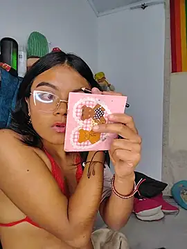 MoonVane online show from July 14, 4:02 pm