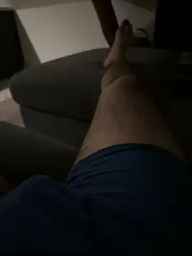 Snapshot of Davvidsm chatting on December 17, 8:47 pm Davvidsm online show from December 17, 8:47 pm