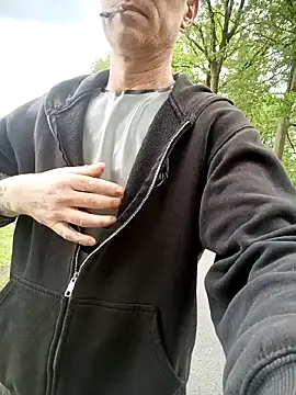 jefflatex45 online show from May 7, 11:24 am