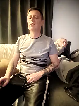 jefflatex45 online show from April 12, 12:36 am