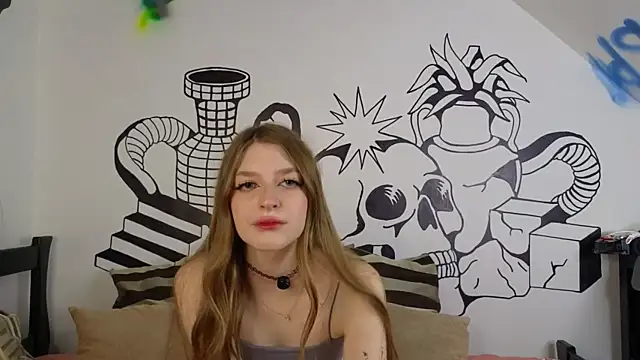 AliceCute3 online show from December 4, 7:18 am