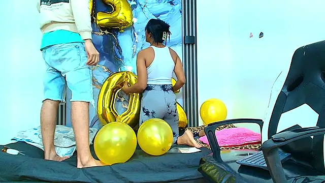 Valentina and sneider  online show from January 6, 8:35 pm