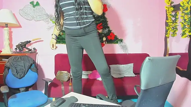 LesbianCouple02 online show from December 16, 12:20 pm