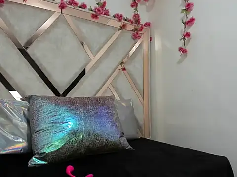 Samantha Ortiz69 online show from December 22, 4:45 am