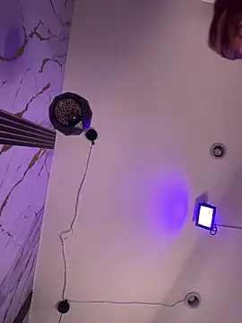 Snapshot of Francesca_Galeano chatting on December 17, 8:47 pm Francesca Galeano online show from December 17, 8:47 pm