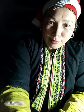 lux-angel online show from February 17, 2:53 am