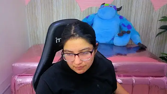 eva smit t online show from February 13, 2:33 am