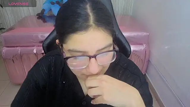 eva smit t online show from February 24, 2:45 am