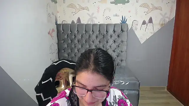 eva smit t online show from February 6, 2:18 am