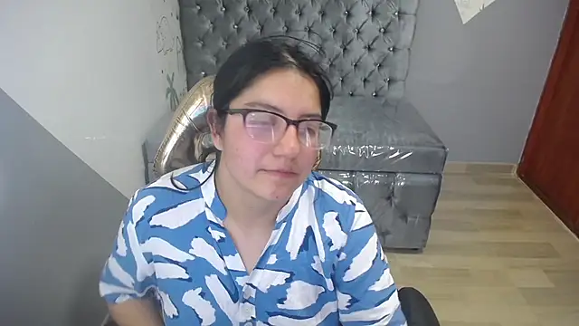 eva smit t online show from February 3, 2:53 am