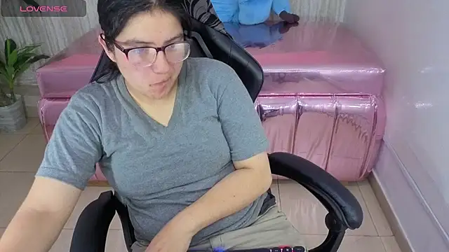 eva smit t online show from March 8, 2:37 am