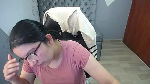 eva smit t online show from February 21, 2:24 am