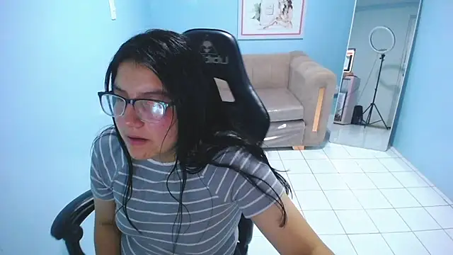 eva smit t online show from December 5, 3:05 am