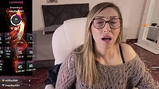 Scarlett 079 online show from April 9, 12:00 pm