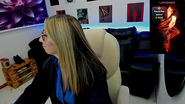 Scarlett 079 online show from February 8, 11:41 am