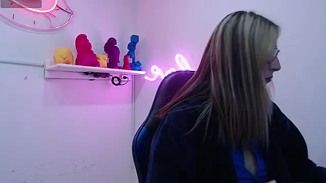 Scarlett 079 online show from January 11, 11:39 am