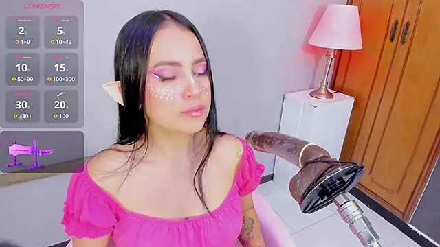 antonella guzman  online show from February 7, 7:55 pm