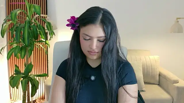 victoria   moon online show from June 11, 2:58 pm