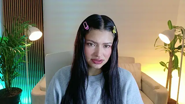 victoria   moon online show from January 8, 1:28 pm